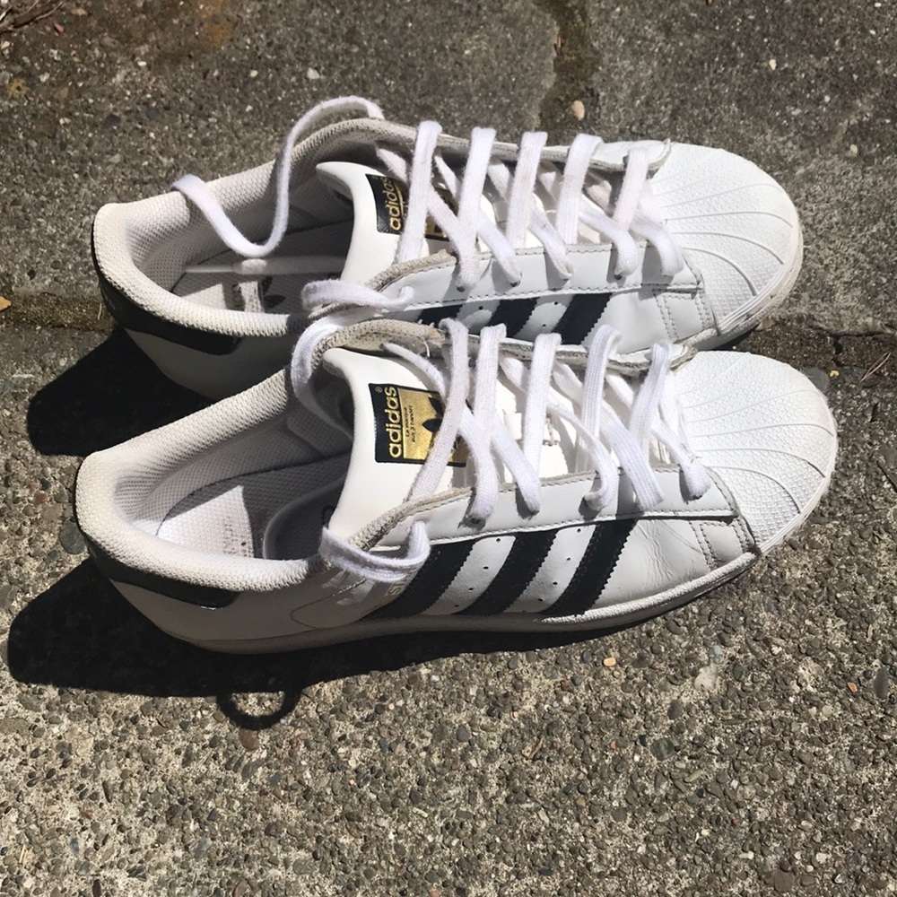 adidas superstars